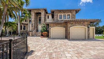 Sarasota mansion lists for $13.5 million in San Remo Estates neighborhood - Tampa Bay Business Journal