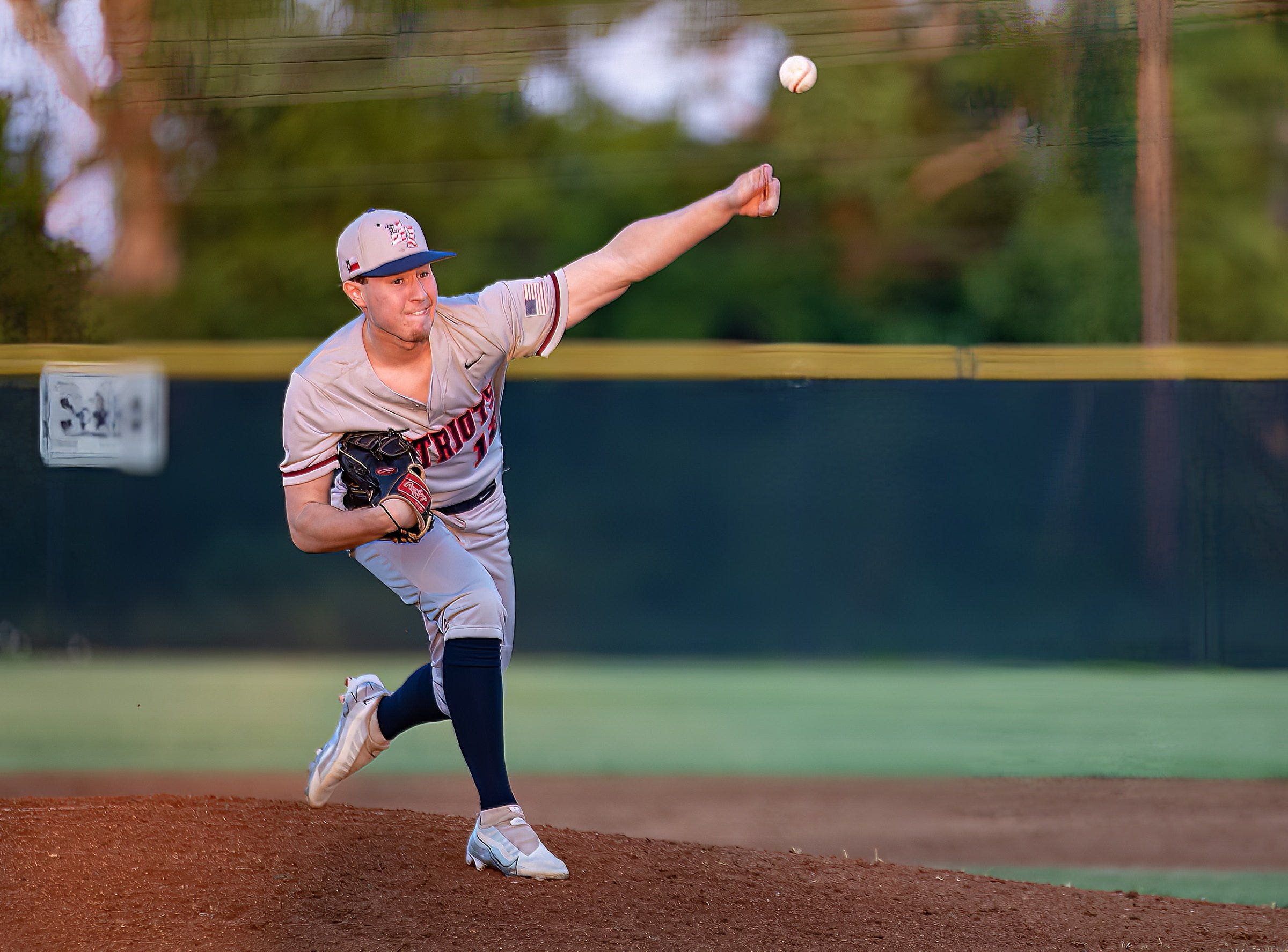 High school baseball report: Austin-area teams still fighting for playoff seeding, spots