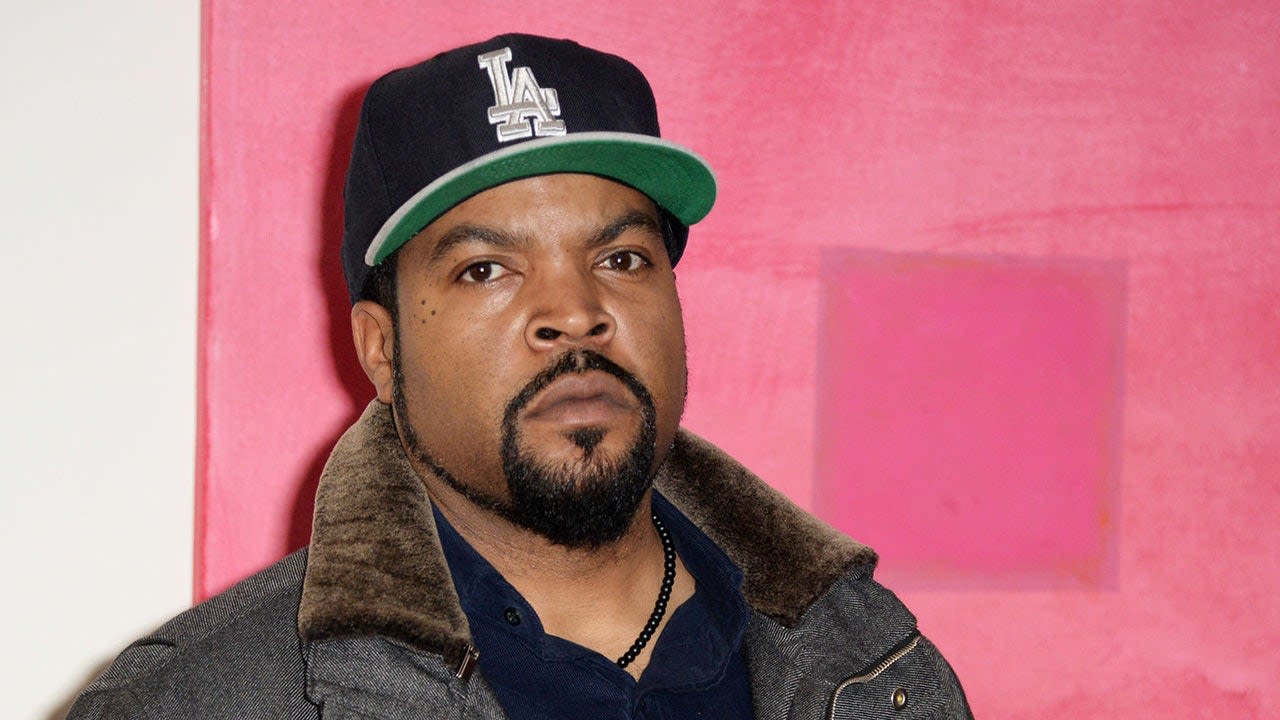 Ice Cube on celebrities, rappers embracing Trump: 'It's a personal decision'