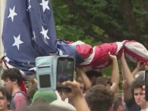UNC fraternity brothers who held U.S. flag during campus protests speak at Republican National Convention