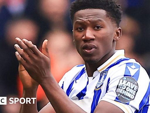 Di'Shon Bernard: Sheffield Wednesday defender signs new contract