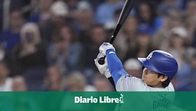 Ohtani responde a los abucheos en Toronto con un jonrón y Dodgers aplastan 12-2 a Azulejos