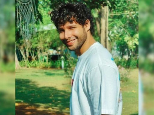 Siddhant Chaturvedi Binges On Bihari Delicacy Litti Chokha