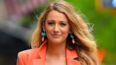 It Ends With Us : Blake Lively Has Never Looked More Hipster in New Street Style Photos