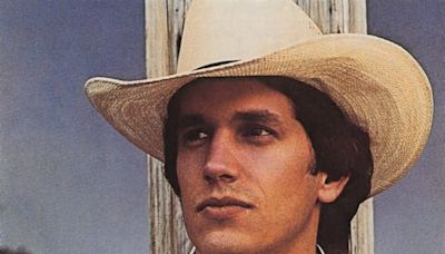 On This Date: George Strait Releases His First Major Hit “Unwound” In 1981