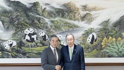 王毅與聯合國前秘書長潘基文會晤 - RTHK
