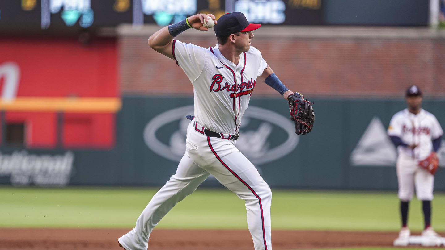 BREAKING: Austin Riley Leaves Series Finale Vs Mets With 'Left Side Tightness'