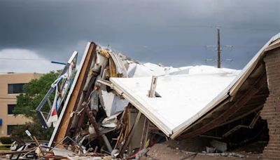 Map shows path Texas storm as tornado alert issued to 'make an emergency plan'