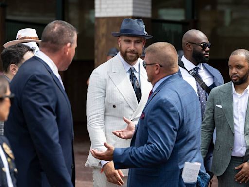 Race? What race? ‘Old Hollywood’ Travis Kelce in fedora wows Kentucky Derby crowd