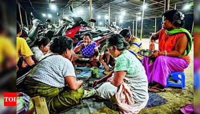 Assam Police Caution Manipuri Refugees in Cachar Against Taking Up Arms | Guwahati News - Times of India