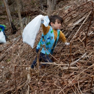 Valley Parents: Navigators group organizes Earth Day cleanup in Croydon