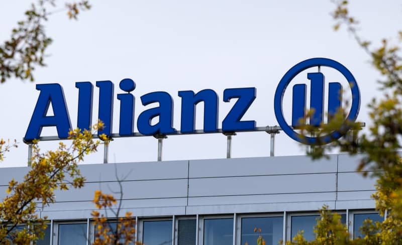 Germany's Allianz plans takeover of Singapore insurer