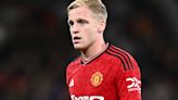 Donny van de Beek agrees to join Man City sister club as United take £35m hit