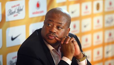 Chiefs bound analyst dumps Amakhosi, to join UAE giants?