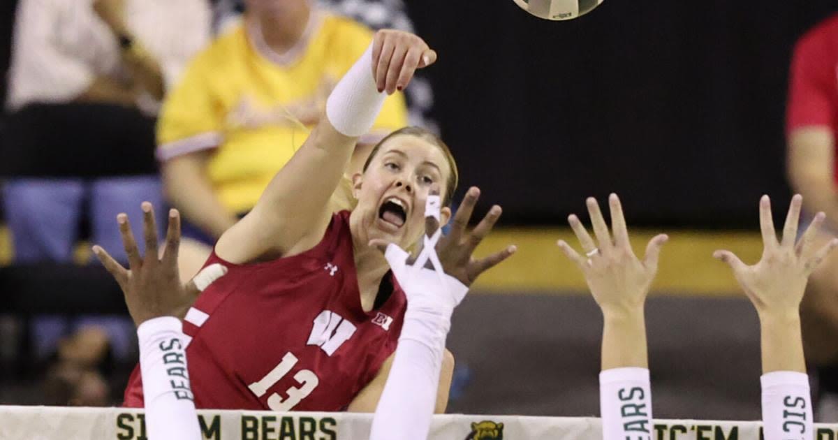 Freshman plays hero in 'gut check' Wisconsin win at No. 23 Baylor