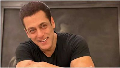 Salman Khan starts shooting for 'Sikandar'; set picture goes viral - Times of India