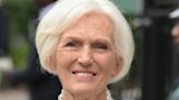 The Odd Way Mary Berry Keeps Her Roast Turkey Hot