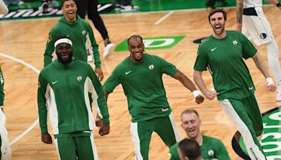 Un triple desde el propio campo para la historia y otros récords de la final de la NBA