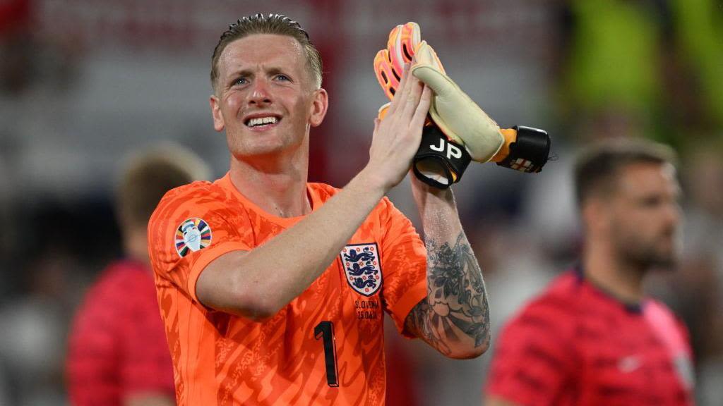 Pickford 'just going to want the medal round his neck'