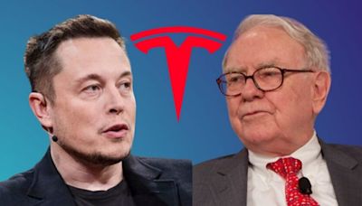 ...Musk Is Astonished By Warren Buffett's Berkshire Hathaway Amassing As Much Cash As Tesla CEO's Wealth: 'Wow...