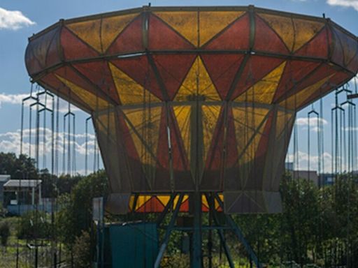 Europe's eerie abandoned theme park frozen in time with carousel still in tack