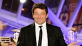 JO 2024 : Patrick Bruel, un porteur de flamme « ravi »