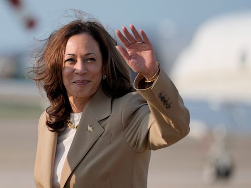 Kamala Harris Raised $200 Million In First Week Of White House Campaign