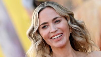 Emily Blunt Shares The 'Best Thing' Taylor Swift Said To Her Daughter