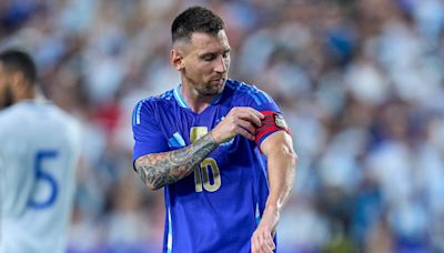 Messi se pierde los partidos de las eliminatorias y Scaloni busca un capitán para la selección argentina