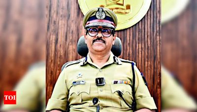 Pune Police Commissioner Amitesh Kumar praised by Chief Minister Eknath Shinde for curbing hooliganism and drug activities in Pune | Pune News - Times of India