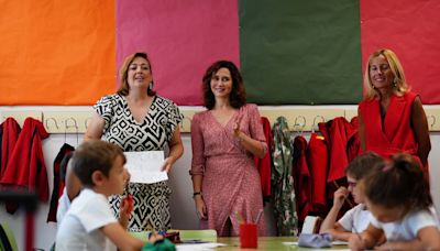 Isabel Díaz Ayuso inaugura el curso escolar en Alcobendas que estrena Escuela Oficial de Idiomas este año