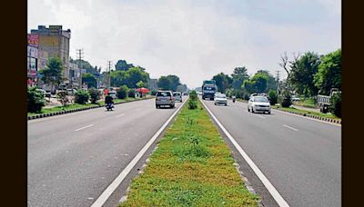 Ludhiana: Dysfunctional streetlights pose safety risks