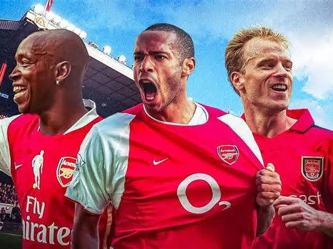 11 Best Arsenal Strikers of All Time (Ranked)