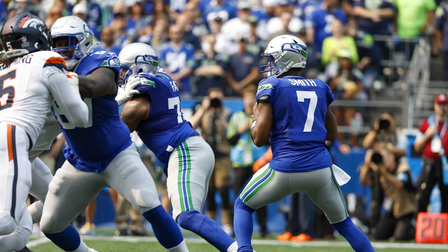 Where Does Seattle Seahawks QB Geno Smith Rank vs. His Peers After Week 1?