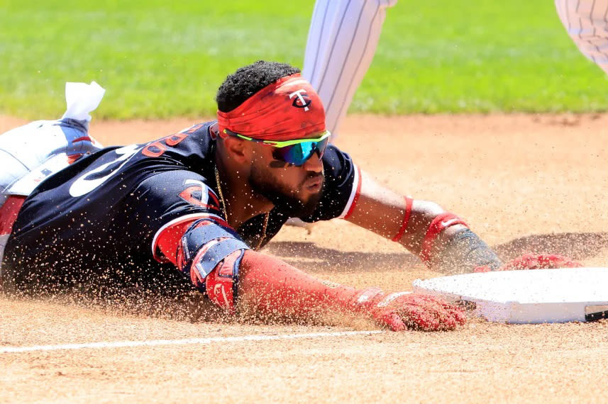 Utilityman Willi Castro doing it all for Twins right now