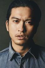 Tomoya Nagase