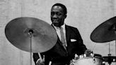 Confira a lista dos 50 maiores bateristas de jazz de todos os tempos, segundo site