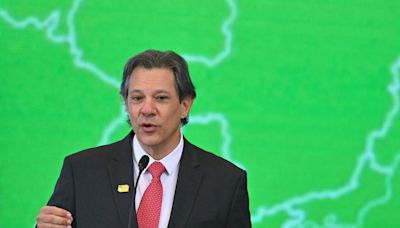 El ministro de Hacienda de Brasil dice que hay "muchos ruidos" presionando al dólar