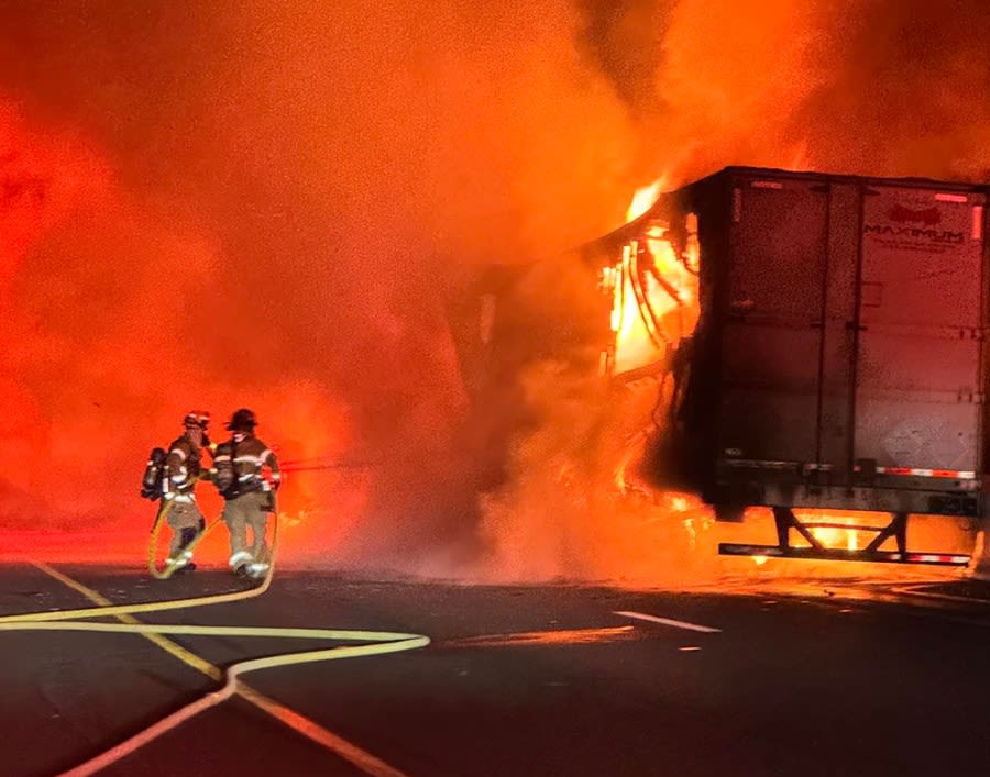 New details on early morning vehicle fire near Salem on I-81S in Roanoke County