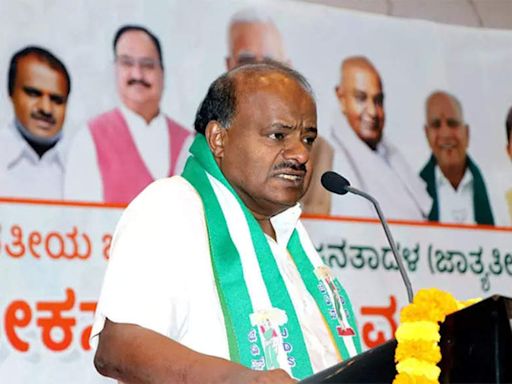 Congress govt in Karnataka 'unnecessarily quarrelling' with Centre: Union minister H D Kumaraswamy | Bengaluru News - Times of India