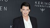 Linda Evangelista Says She Once Felt Pressured to Take "Nude Photographs" At 16 Years Old