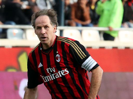 Milan legend Baresi in attendance for first Fonseca training session – video