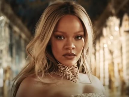 Rihanna nouvelle égérie Dior : quelle est la chanson de la pub "J'adore" ?