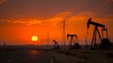 Oil prices rebound on Libyan production restraints, signs Russia is adhering to export cuts