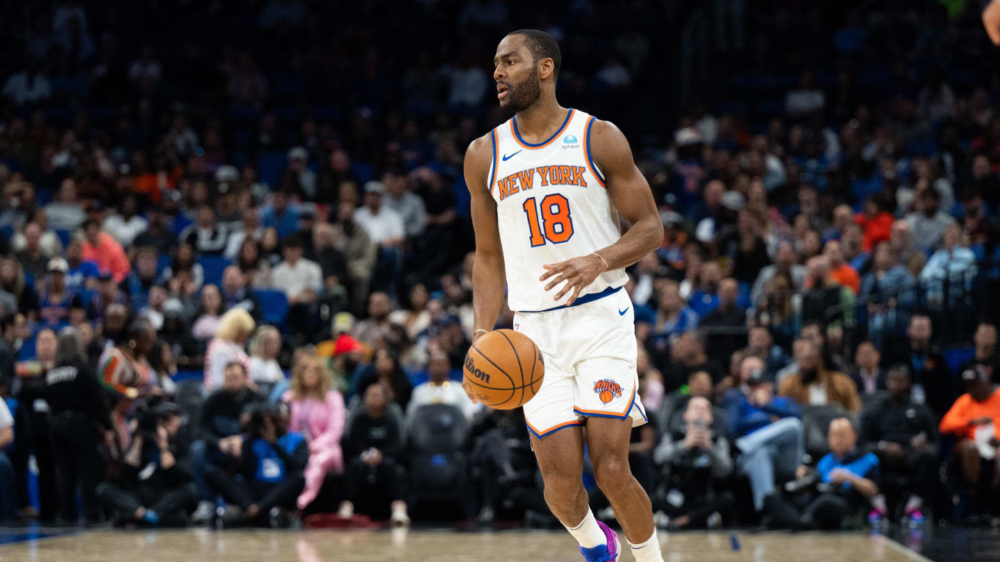 Knicks Get Unsung Hero in Blowout Win
