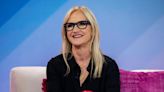 Mel Robbins' 'let them' theory is a mindset hack that can free you from paranoia about your relationships