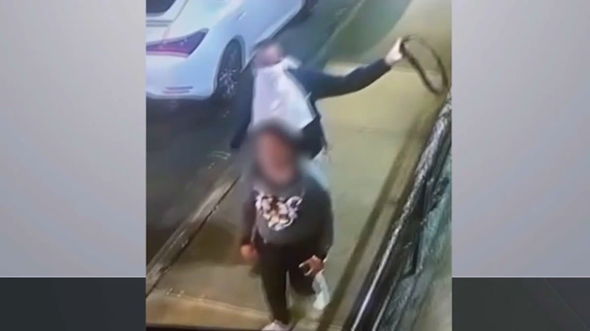 Man follows woman, throws belt around her neck in horrifying NYC sex attack