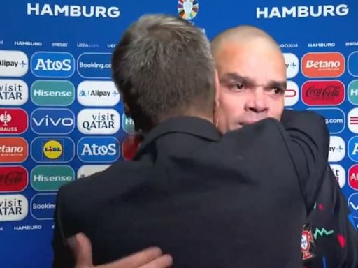 Pepe, 41, fights back tears after wholesome moment with journalist