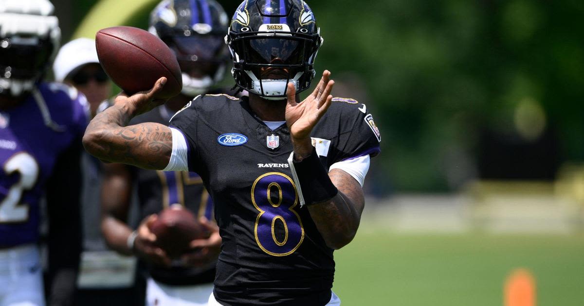 Baltimore Ravens' Lamar Jackson "locked in" after missing practices with illness