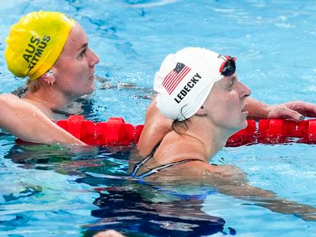 Katie Ledecky starts Olympic swimming with fastest time in 400 free prelims, just ahead of Titmus - The Boston Globe